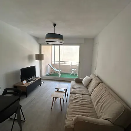 Petit Appart Cosy En Centre Ville Sete Exterior photo